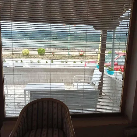 Sa Pogledom Na Dunav - Akademik * Veliko Gradište