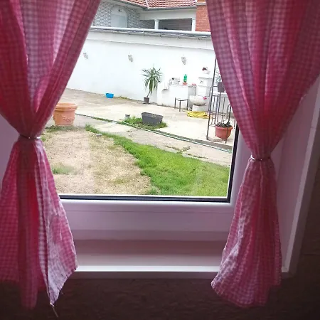 דירה Sa Pogledom Na Dunav - Akademik