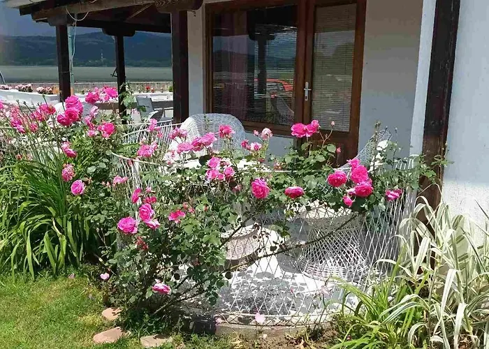 아파트 Sa Pogledom Na Dunav - Akademik