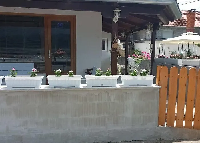 아파트 Sa Pogledom Na Dunav - Akademik *