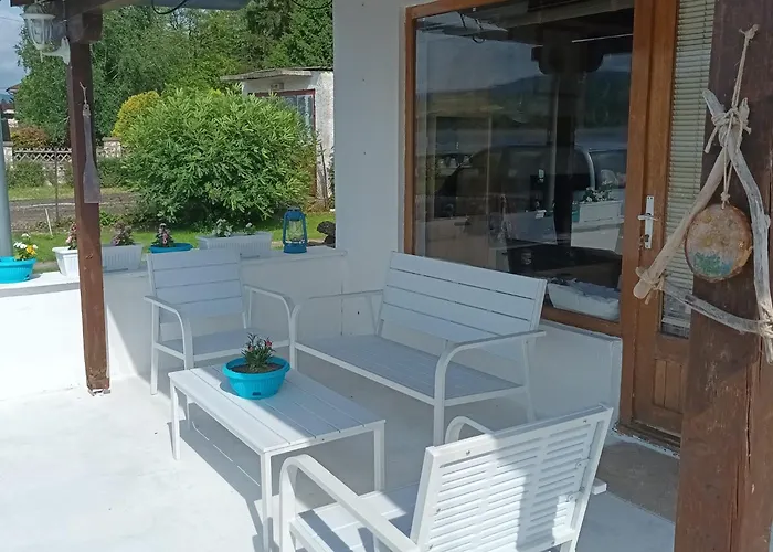 Sa Pogledom Na Dunav - Akademik *